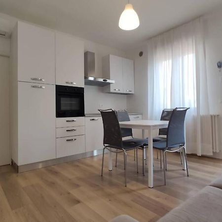 Delta D Piazza Marina- 50 Mt Dal Mare - Jesolo Apartment Ngoại thất bức ảnh