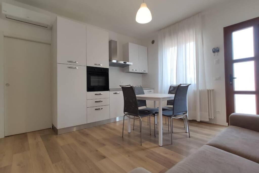 Delta D Piazza Marina- 50 Mt Dal Mare - Jesolo Apartment Ngoại thất bức ảnh